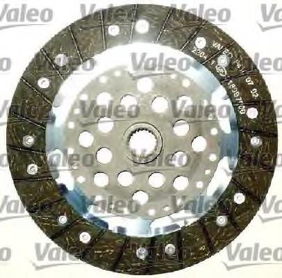 Купить 826443 VALEO Комплект сцепления (диск, корзина, подшипник)