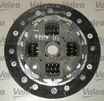 Купить 826435 VALEO Комплект сцепления (диск, корзина, подшипник)