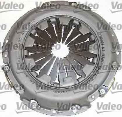 Купить 821086 VALEO Комплект сцепления (диск, корзина, подшипник)