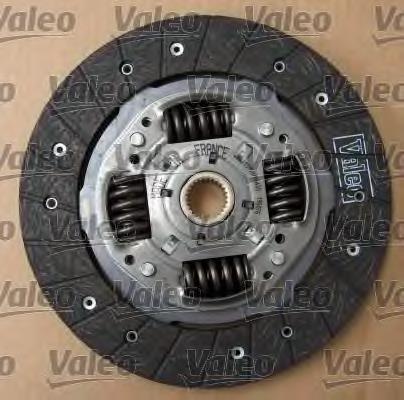 Купить 826817 VALEO Комплект сцепления (диск, корзина, подшипник)