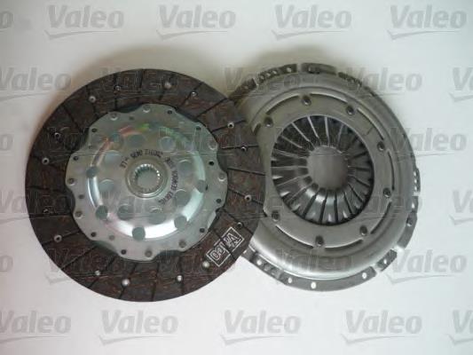 Купить 826497 VALEO Комплект сцепления (диск, корзина, подшипник)