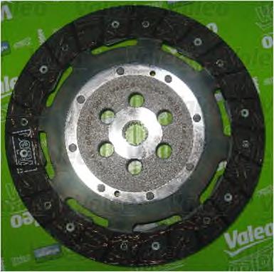 Купить 826740 VALEO Комплект сцепления (диск, корзина, подшипник)