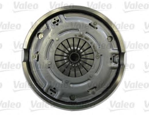 Купить 826803 VALEO Комплект сцепления (диск, корзина, подшипник)
