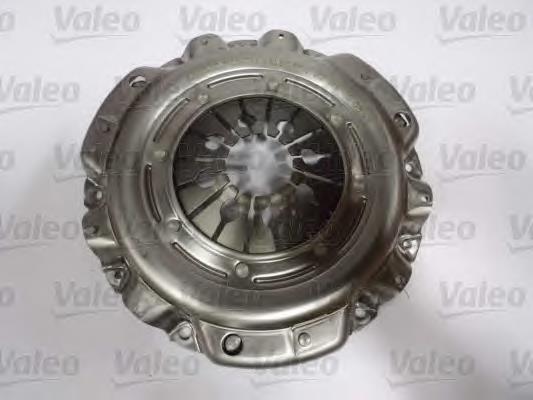 Купить 826904 VALEO Комплект сцепления (диск, корзина, подшипник)