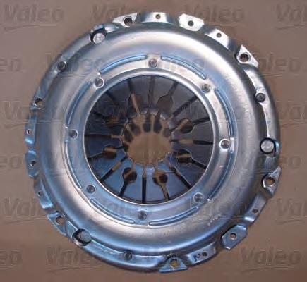 Купить 828031 VALEO Комплект сцепления (диск, корзина, подшипник)