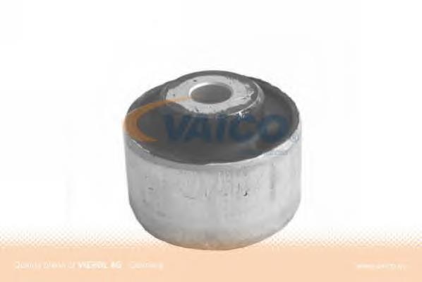 V100709 VEMO/Vaico сайлентблок переднего верхнего рычага
