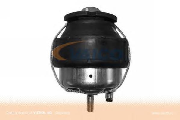 V95-0121 VEMO/Vaico coxim (suporte traseiro de motor)