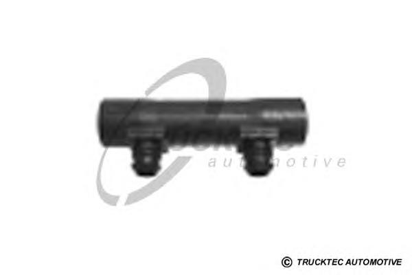 0210108 Trucktec патрубок вентиляции картера (маслоотделителя)