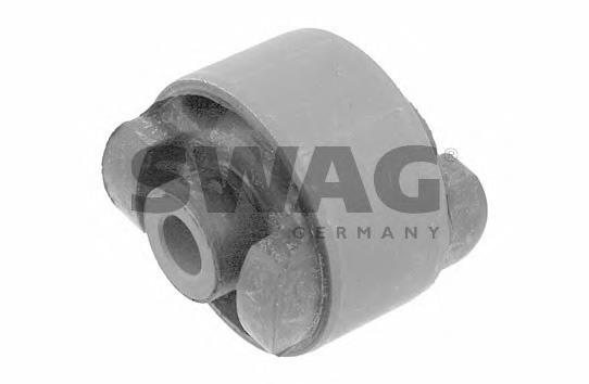 Сайлентблок переднего нижнего рычага Swag 60927453