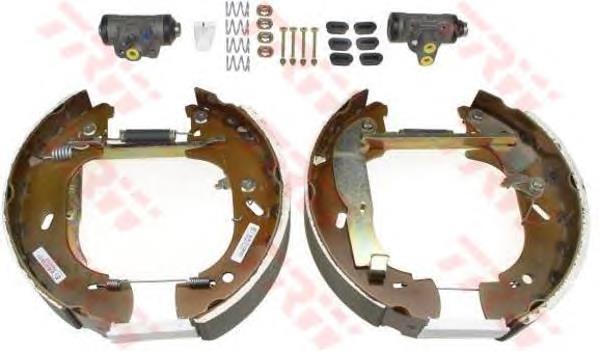 8671016824 Nissan sapatas do freio traseiras de tambor, montadas com cilindros, kit