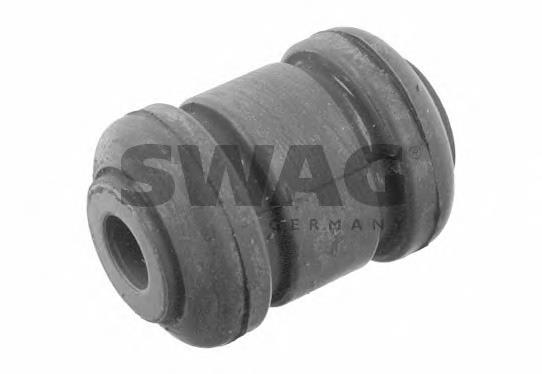 Сайлентблок переднего нижнего рычага Swag 50927912