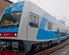 Двоповерховий потяг Škoda вийде на маршрут з 1 листопада, — «Укрзалізниця»