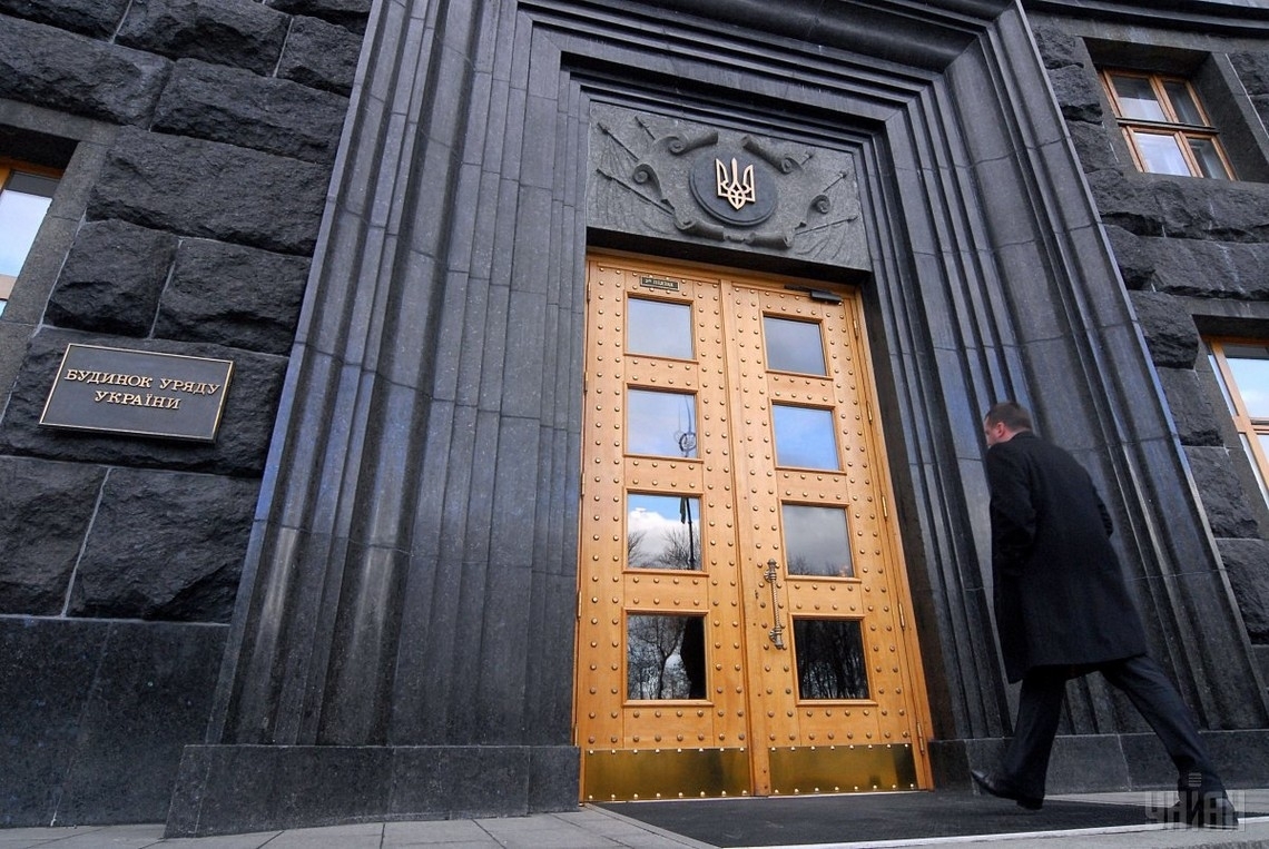 Кабмін підтримав та направив Президенту України Петру Порошенку закон про здешевлення вживаних авто