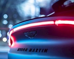 Mercedes выкупил 20% акций Aston Martin