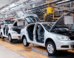 Автопроизводители временно закрывают заводы в Индии