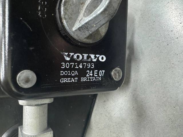 VOLVO 30714793 в наличии Кривой Рог