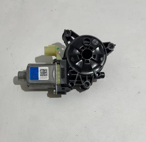 83450CV000 Мотор стеклоподъемника двери задней левой купить Киев