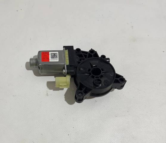 83460CV000 HYUNDAI Мотор стеклоподъемника двери задней правой купить в Полтава