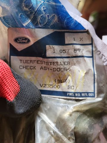 1057897 FORD Ограничитель открывания двери передний правый купить в Ужгород