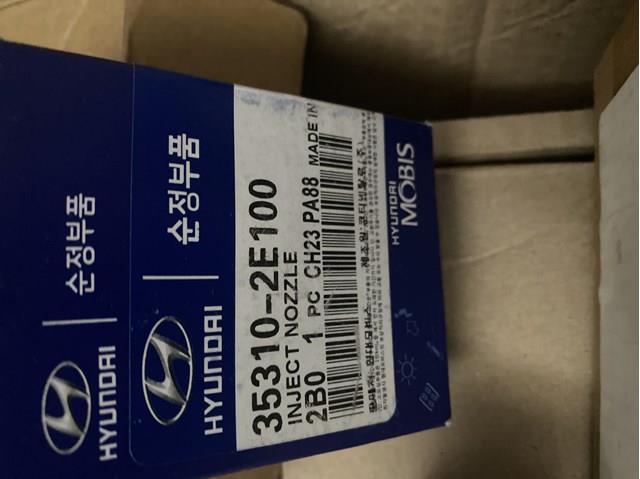 Форсунка дизельная в сборе 353102E100 HYUNDAI
