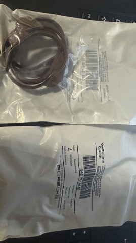 94811014601 PORSCHE Прокладка впускного коллектора купить в Кривой Рог