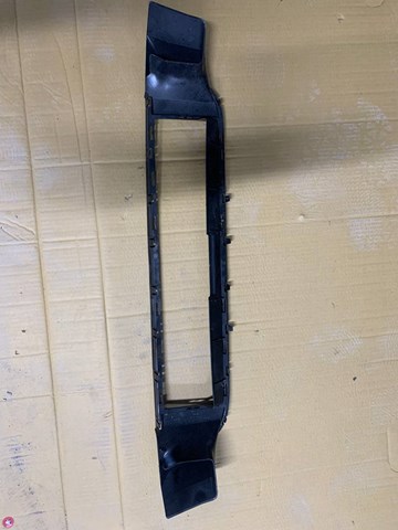 Рамка решетки переднего бампера 51748049347 BMW