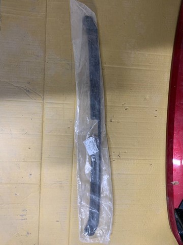 8U0823126B9B9 VAG купить в Чернигов