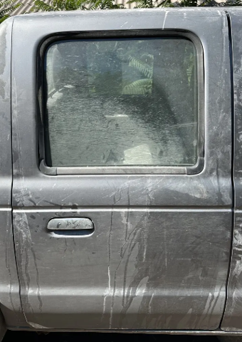Окно задней двери 1495643 FORD