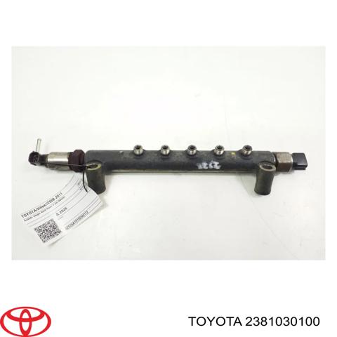 Топливная рампа 2381030100 TOYOTA
