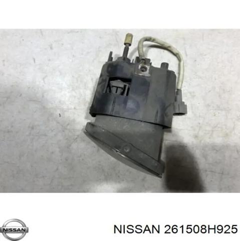 Фара противотуманная, правая 261508H925 NISSAN