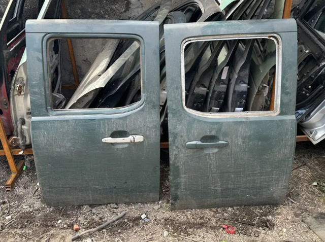 Дверь задняя, правая 4986208 FORD