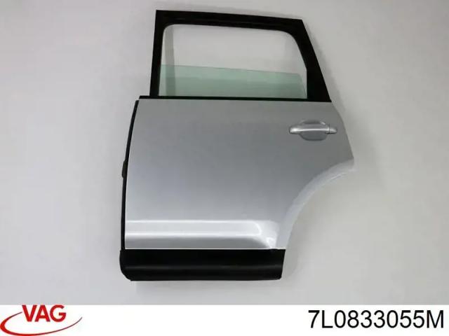 Задняя левая дверь Volkswagen Touareg 1