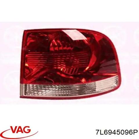 Фара задняя правая внешняя 7L6945096P VAG