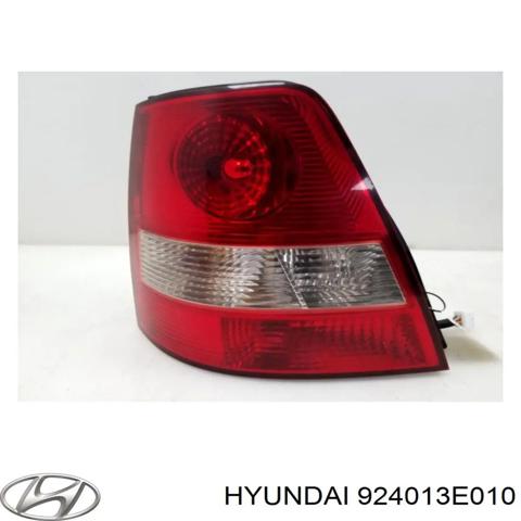 Задняя левая фара 924013E010 HYUNDAI