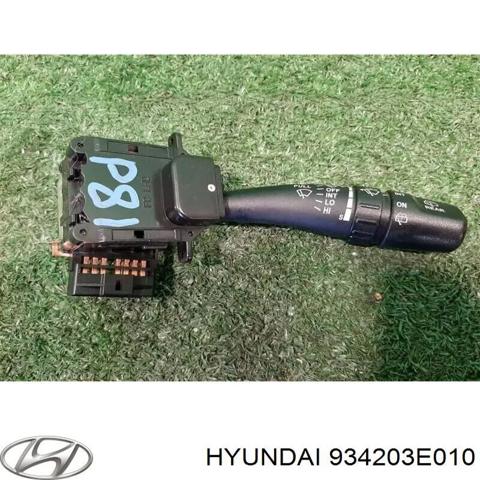 Правый подрулевой переключатель  934203E010 HYUNDAI