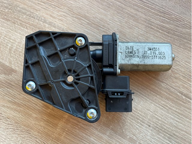 71019003 BMW купить в Ужгород