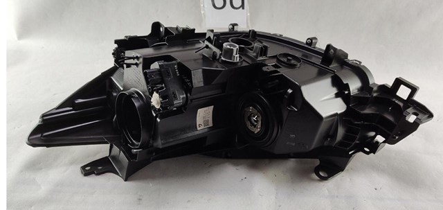 MAZDA KF3351031H Правая фара в наличии Житомир