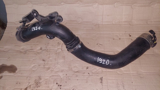 RENAULT 144604208R Шланг (патрубок) интеркуллера в наличии Ужгород