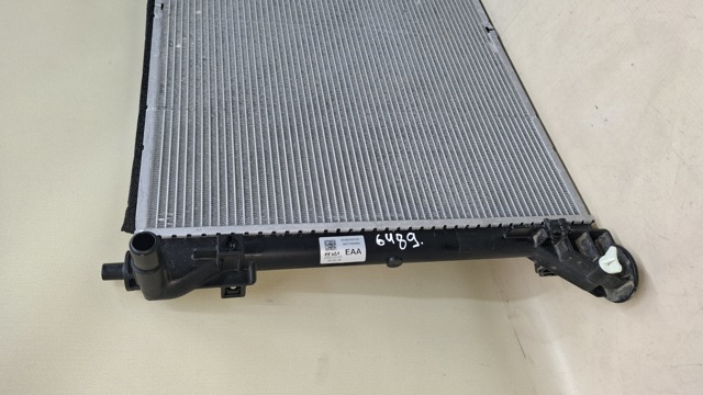 HYUNDAI 253E0GI100 Радиатор охлаждения двигателя в наличии Ровно