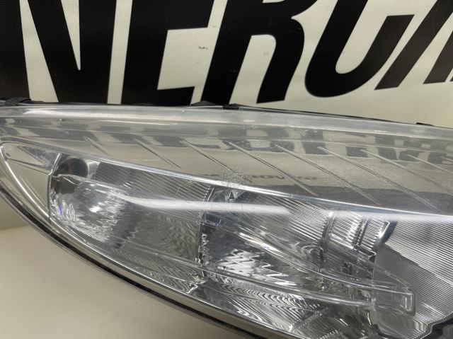 260100017R RENAULT Правая фара купить в Одесса