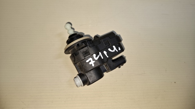 260566235R RENAULT купить в Ирпень