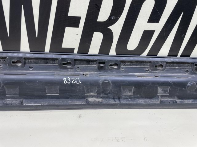 VOLVO 31448316 Молдинг двери передней левой нижний в наличии Кривой Рог