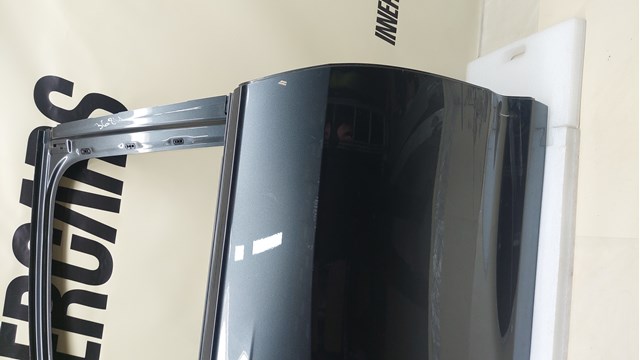 4K5833052A VAG Дверь задняя правая купить в Черновцы