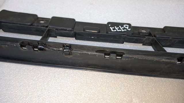 VAG 4M0807647A Решетка бампера переднего нижняя в наличии Черкассы