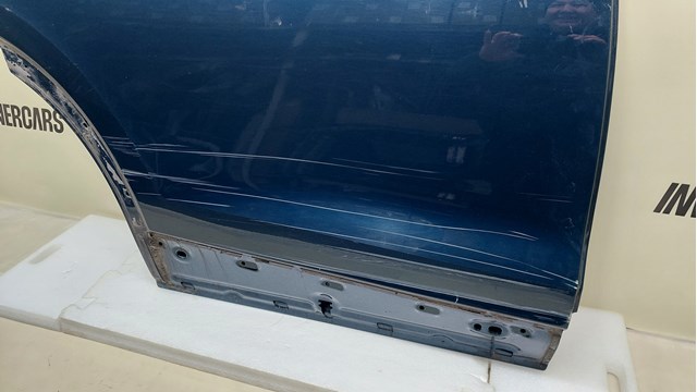 4M8833052C VAG Дверь задняя правая купить в Житомир