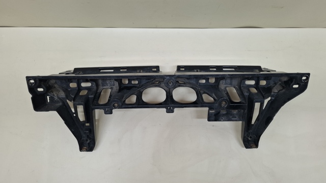 51127294391 BMW Кронштейн бампера заднего центральный купить в Кривой Рог