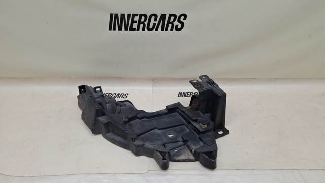 622220012R RENAULT Кронштейн бампера переднего правый купить в Ужгород