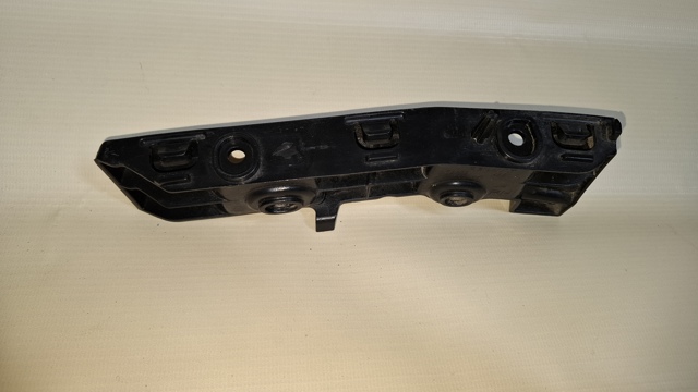 RENAULT 622224650R Кронштейн бампера переднего правый в наличии Полтава