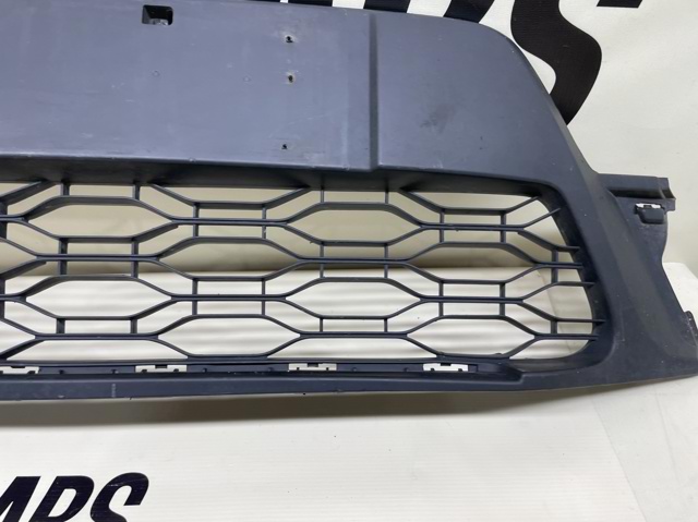 RENAULT 622541693R Решетка бампера переднего нижняя в наличии Ровно