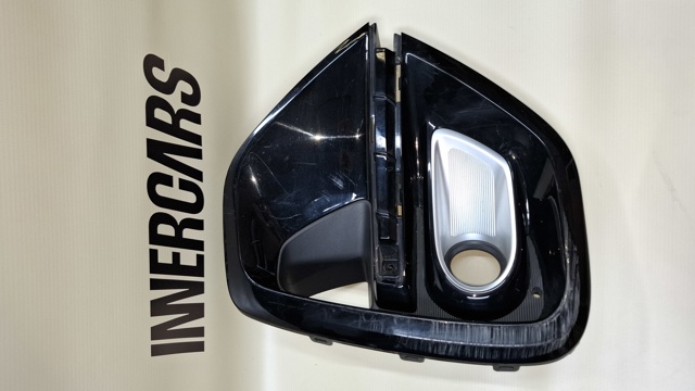 HYUNDAI 86521F1510 Заглушка (решетка) противотуманных фар бампера переднего левая в наличии Ирпень